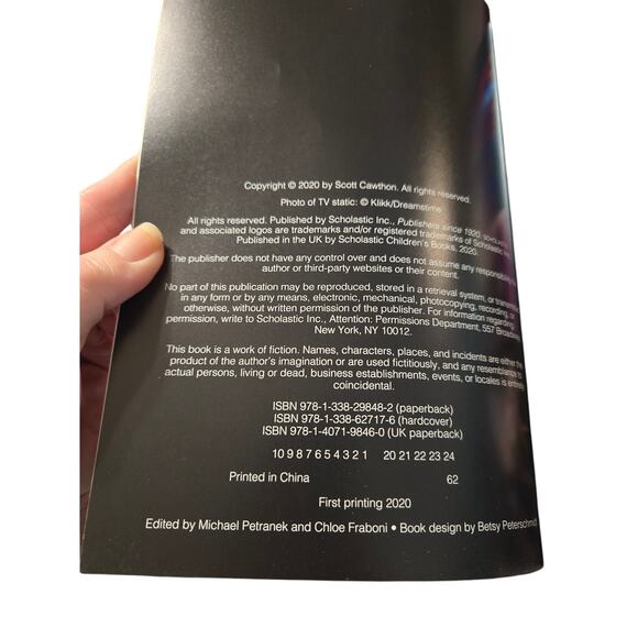 FNAF THE SILVER EYES Scott Cawthon First Scholastic Edition Horror - Picture 6 of 7